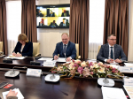 Глава Барнаула Вячеслав Франк провел оперативное аппаратное совещание