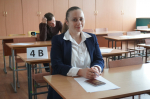 В Барнауле родители сдали пробный ЕГЭ по русскому языку