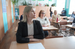 В Барнауле родители сдали пробный ЕГЭ по русскому языку