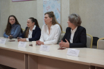 В Барнауле родители сдали пробный ЕГЭ по русскому языку