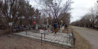 На городских кладбищах ведутся работы по подготовке к Дню Победы - Администрация г. Барнаул