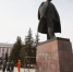 Памятник Ленина в Барнауле вернули на место - Комсомольская Правда