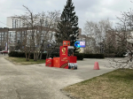 Улицы Железнодорожного района украшаются к майским праздникам