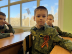 Офицеры следственного управления СК России по Алтайскому краю и кадеты присоединились к Всероссийской акции «Георгиевская ленточка» (ВИДЕО, ФОТО)