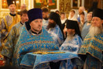 В годовщину основания Кемеровской епархии глава Алтайской митрополии принял участие в соборном богослужении в кафедральном Знаменском соборе города Кемерово