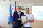 В Ленинском районе наградили работников Барнаульского молочного комбината