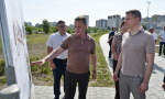 Вячеслав Франк проверил ход благоустройства общественной территории по улице Шумакова, 9