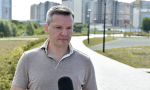 Вячеслав Франк проверил ход благоустройства общественной территории по улице Шумакова, 9