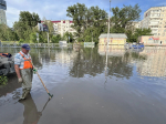 МБУ «Автодорстрой» работает в условиях ливня в Индустриальном районе