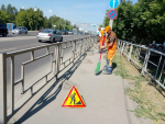 МБУ «Автодорстрой» продолжает выполнение летних видов работ на дорогах Барнаула