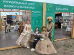 Ученики агротехнических классов школ столицы Алтайского края посетили Всероссийский день поля