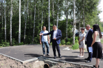 В Ленинском районе проверили ход работ по благоустройству территории