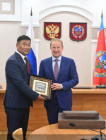 Губернатор Алтайского края провел рабочую встречу с официальной делегацией Монголии во главе с заместителем Председателя Великого Государственного Хурала Монголии