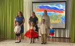 В детских садах Барнаула отмечают День Государственного флага