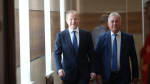 Виктор Томенко и Александр Романенко поздравили с Днем Государственного флага Российской Федерации  Фото №1