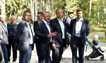 Виктор Томенко проконтролировал ход благоустройства парка им. Ленина в Барнауле