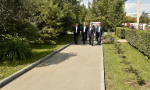 Виктор Томенко проконтролировал ход благоустройства парка им. Ленина в Барнауле