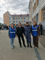 В День знаний представители народной дружины Индустриального района обеспечили общественный порядок в школах на торжественных линейках