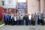 Есть возможность - помогай! В Барнауле возле главного корпуса АлтГУ завершился автопробег «Алтайский сбор»
