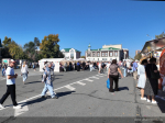 Более пяти тысяч жителей посетили большую продовольственную ярмарку в столице Алтайского края