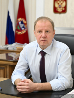 Губернатор Алтайского края Виктор Томенко провел рабочую встречу с руководителем филиала Государственного фонда «Защитники Отечества» Ларисой Панфиловой