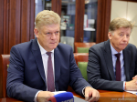 Полпред Президента России Анатолий Серышев и первый замруководителя Федерального казначейства Эли Исаев обсудили бюджетную дисциплину и инвестиционный климат в Сибири