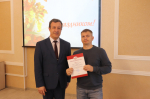 «Ваш труд — настоящее призвание»: глава Железнодорожного района поздравил работников сферы образования