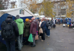 В сквере 60-летия СССР прошла продовольственная ярмарка выходного дня